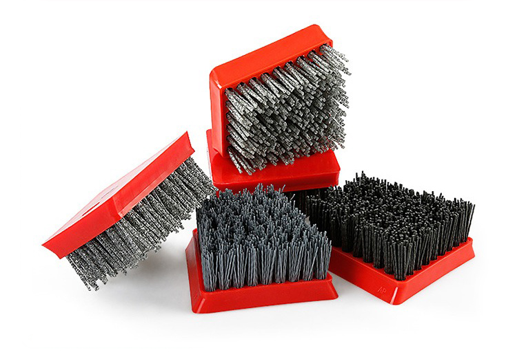 B&agrave;n chải cổ7