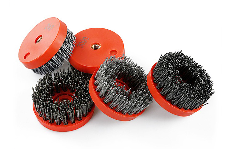 B&agrave;n chải cổ8