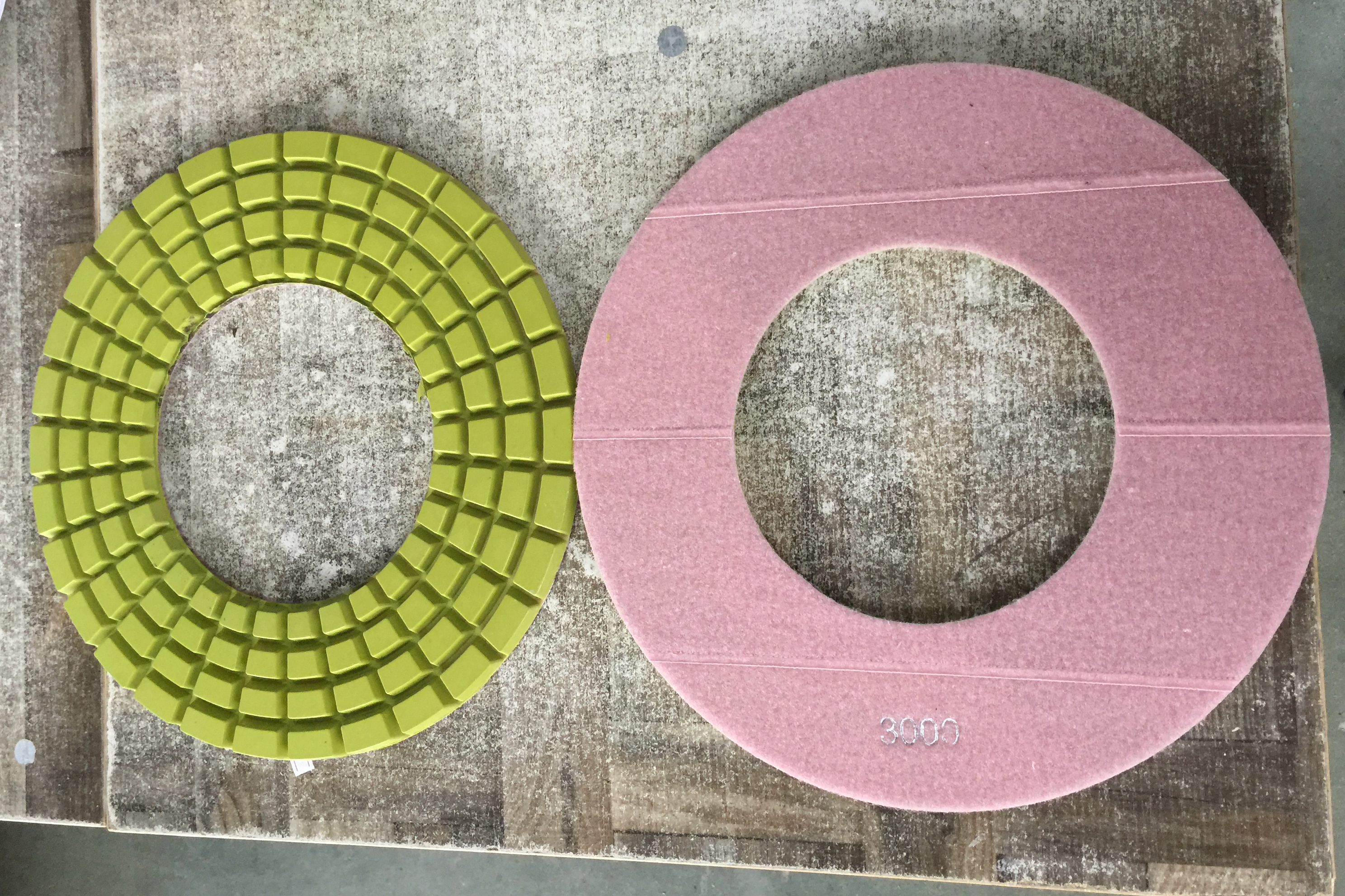 Little Ant 320mm nhựa Polishing Pad lỗ lớn 4 Hàng cho công cụ điện Công cụ đá granit đá cẩm thạch thạch anh